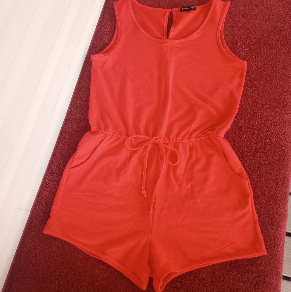 Peachy Girl Romper Size M Pockets Tank Top Stretch